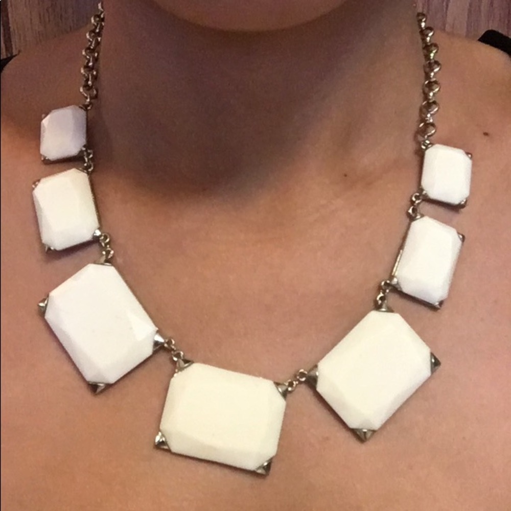 White necklace